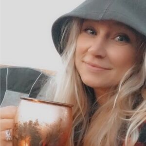 Meet your Posher, Jessica